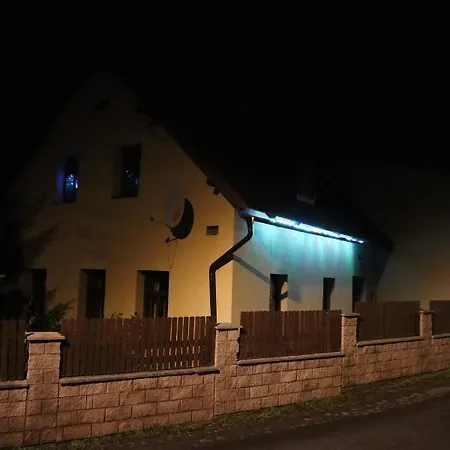 Ferienhaus Prazdninovy Dum Jirkov Zelezny Brod