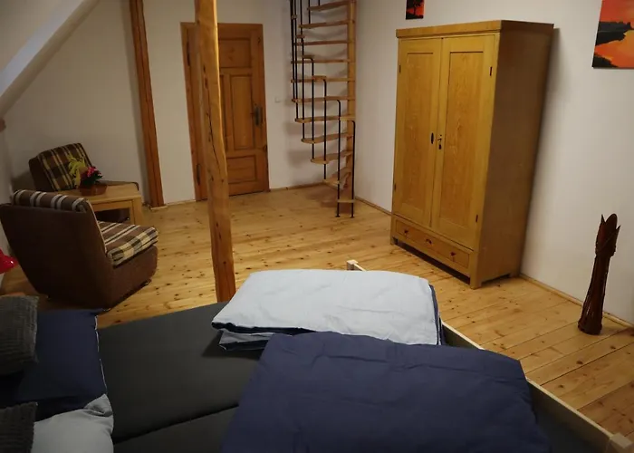 Nyaraló Prazdninovy Dum Jirkov