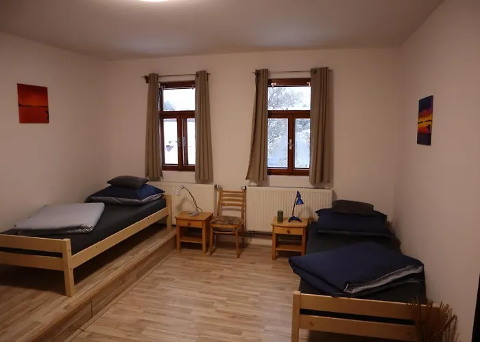 Nyaraló Prazdninovy Dum Jirkov *